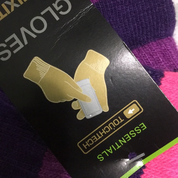 Touch Tech Gloves - Picture 4 of 5